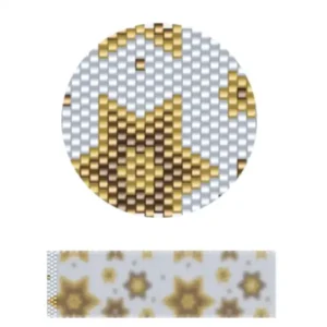 pk12-Muster aus braunen und goldenen geometrischen Formen auf hellem Hintergrund.